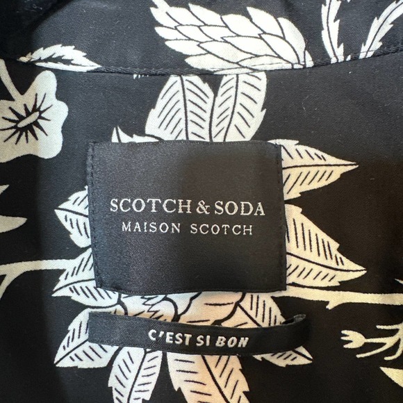 Scotch & Soda Floral Button Down Shirt Black Collared Long Sleeve Size XS - Picture 8 of 10